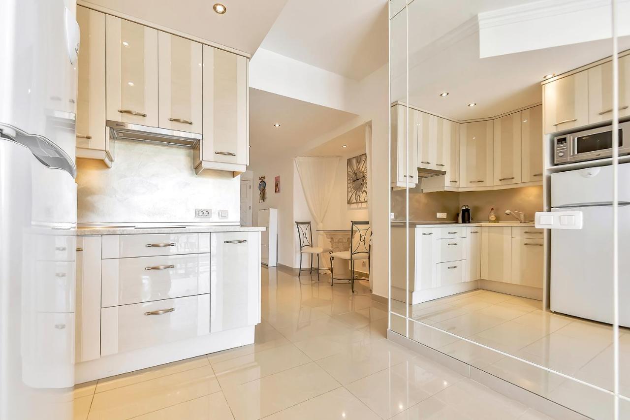 Luxury Altamira Apartment